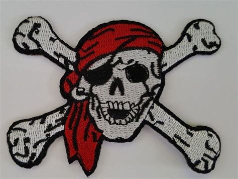 Pirate Skull And Crossbones Iron On Sew On Patch Transfer Fancy Dress Ebay