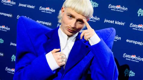EUROVISION: ΕΚΤΟΣ ΤΕΛΙΚΟΥ Ο ΕΚΠΡΟΣΩΠΟΣ ΤΗΣ ΟΛΛΑΝΔΙΑΣ JOOST KLEIN - Verso.gr