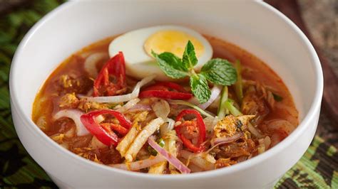 What To Know About The Famous Dish Of Southeast Asia Laksa