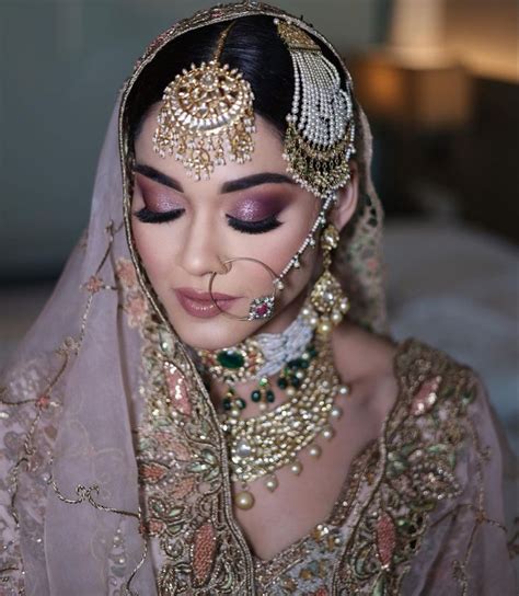 The Ultimate Bridal Makeup Artist Checklist To Choose The Perfect MUA