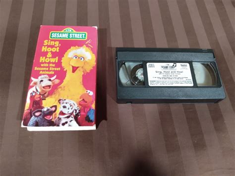 Sesame Street Sing Hoot And Howl Vhs 1991 Jim Henson Songs Rare Kids