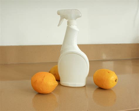 How To Make A Multipurpose Lemon And Vinegar Cleaning Spray Aim