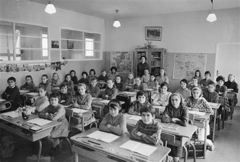 Photo De Classe Cm1 De 1964 Ecole Anatole France Anna De Noailles