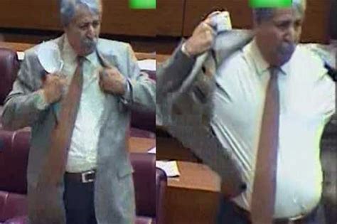 Outraged Naveed Qamar Takes Off Coat In Na To Fight Pti S Ali Zaidi