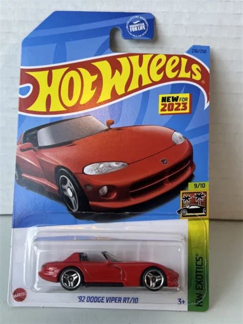 HOT WHEELS 92 Dodge Viper RT 10 Rouge 236 236 250 2023 HW Exotics