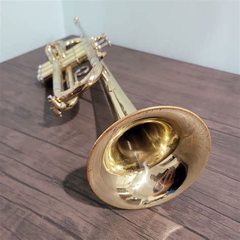 Getzen 300 Series Trumpet Gold Reverb