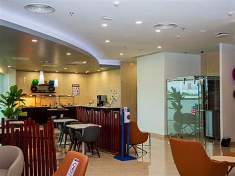 Pearl Lounge Zambia Lun Airport Lounges Terminal 2 Lusaka Kenneth