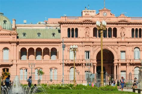 The Official Residence of the President of Argentina, La Casa Rosada ...