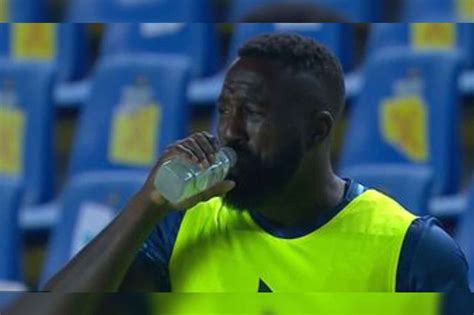 A Jozy Altidore No Le Gustó El Suero De Coco Y La Marca Le Responde