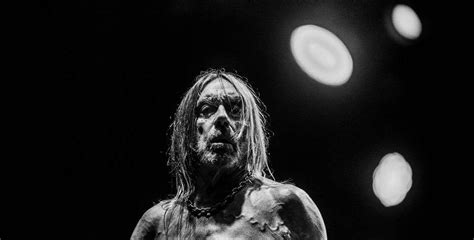 Iggy Pop избухва отново със сингъла Frenzy” На баса е Duff Mckagan