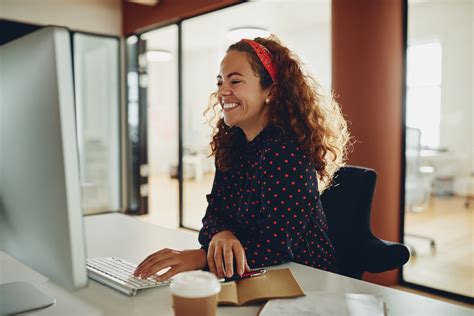 Qué Es La Felicidad En El Trabajo Y Cómo Lograrla