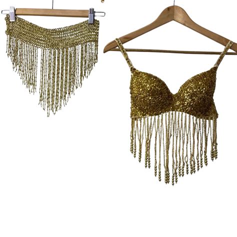 Qiaoshi Womens Sequins Beaded Belly Dance 2 Pcs Set Size 38 85 Gold