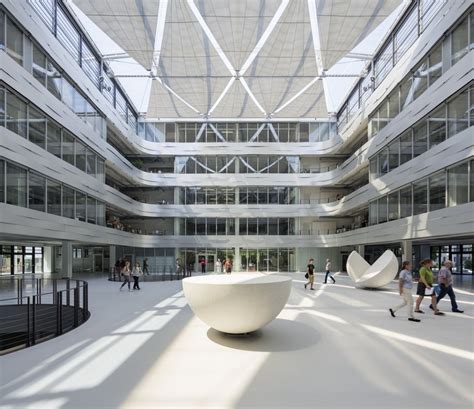 Institute of Mathematics - University of Karlsruhe / Ingenhoven ...