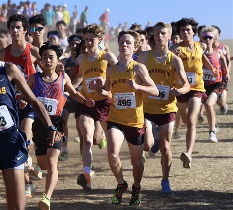 Cross-Country Team Has Strong Performance at CCS Championships - M-A Chronicle