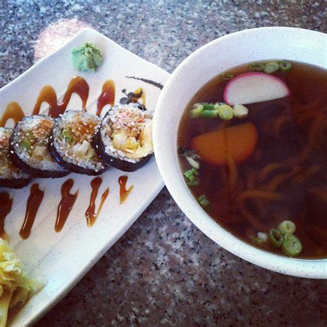 Miso soup with sushi rolls....YUM | I love food, Food, Love food