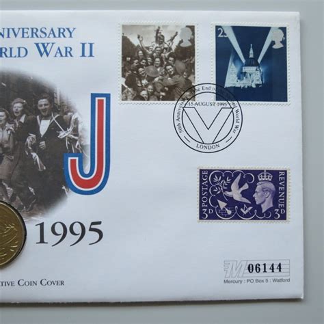 Vj Day Th Anniversary End Of Wwii Pounds Coin Cover Mercury