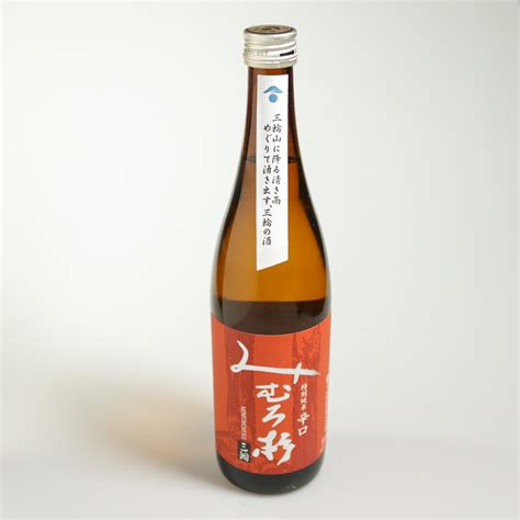 Saké Karakuchi Tokubetsu Junmai Alcool Saké