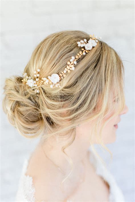 Haarschmuck Patrizia in gold mit Blüten Perlen Kopfschmuck Hochzeit