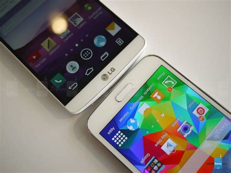 Lg G Vs Samsung Galaxy S First Look Phonearena