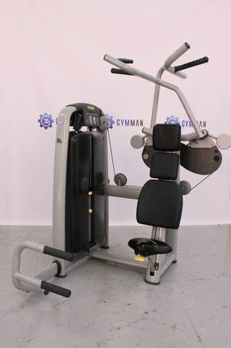 Vertical Traction Technogym Selection Gymman