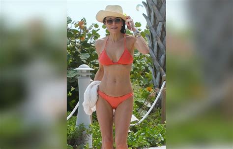 See Bethenny Frankels Top Ten Most Naked Bikini Moments