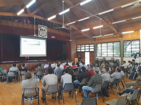 Yerbales sustentables El INYM participó de la Jornada sobre Cambio