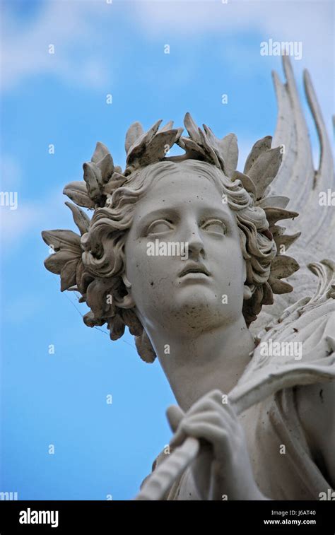 Female Angel Face Hi Res Stock Photography And Images Alamy