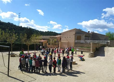 Col Nies D Estiu Ajuntament De Santa Coloma De Gramenet