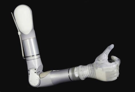 Le DARPA va commercialiser une prothèse bionique pour le grand public ...