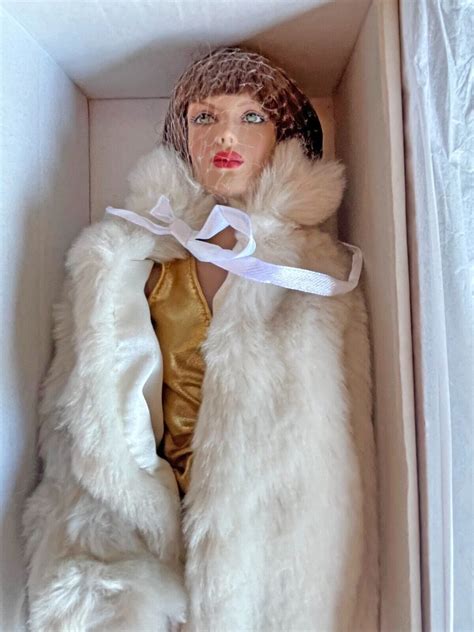 Nos Nib Tonner Tyler Antoinette 16” 2012 Definitely Downtown Gina Fashion Doll Ebay