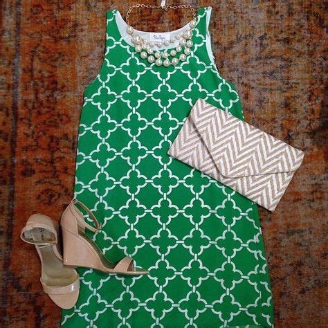 Stylish Kelly Green Dresses for Every Occasion