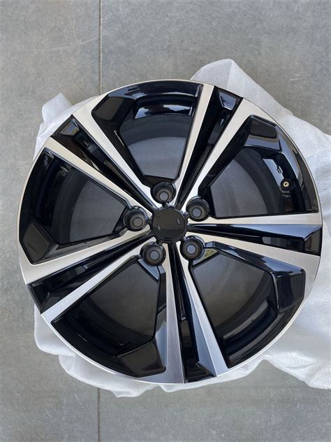 Genuine Nissan Wheel Alloy Lb B Nissan Sentra Used Ebay