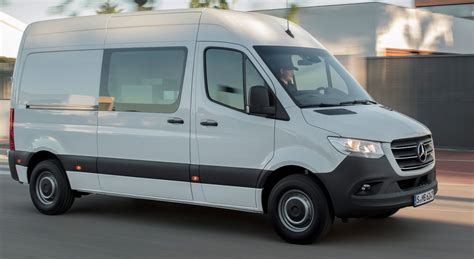 The Best 5 Seater Crew And Combi Vans To Buy