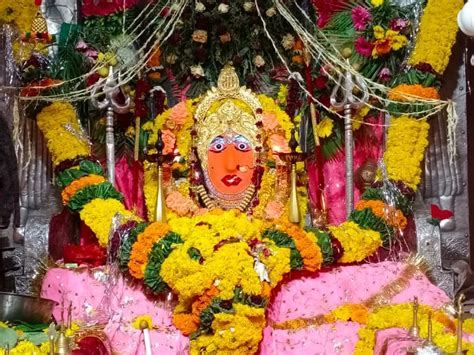 On The Occasion Of Maha Ashtami More Than 1 Lakh Devotees Visited In