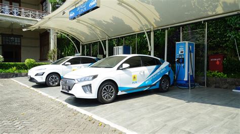 Pln Cari Mitra Usaha Bangun Charging Station Mobil Listrik