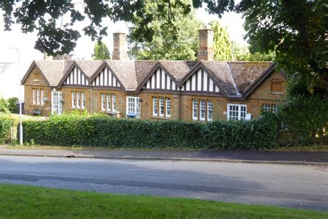 houses  creaton philip halling cc  sa geograph britain