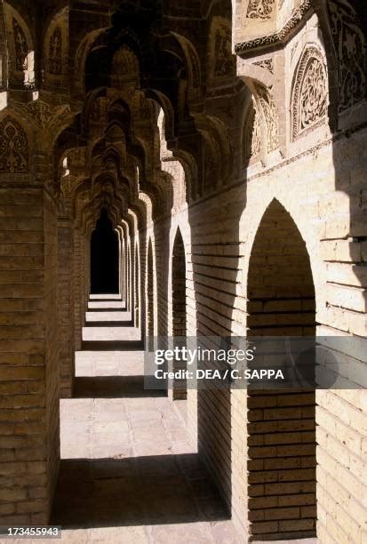 Medieval Baghdad Photos and Premium High Res Pictures - Getty Images