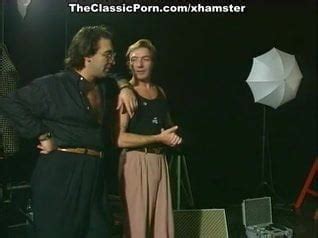 Andrea Molnar Anette Montana Dagmar Verlor Beim Retro Sex Xhamster