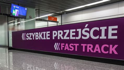 Czym Jest Fast Track Na Lotnisku Chopina NextPark