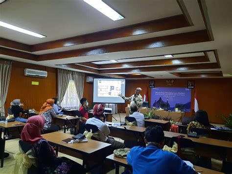 Pelatihan Food Safety Rangkaian Pelaksanaan Program CHSE Di Lingkungan