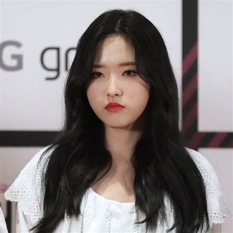 Pin De Gay Nerd Iii Em Loo Kpop Feminino Kpop Feminino