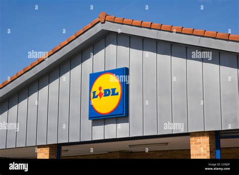 Lidl Supermarket Logo Hi Res Stock Photography And Images Alamy