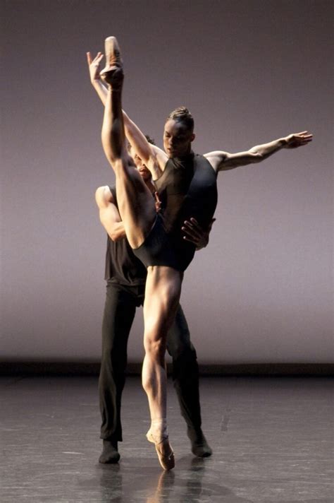 Hot Sexy Annabelle Lopez Bikini Pics