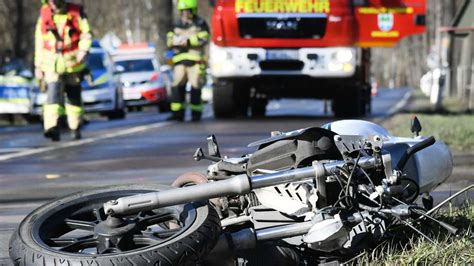 Rohr Bayern Tödlicher Motorradunfall 17 Jähriger verunglückt bei