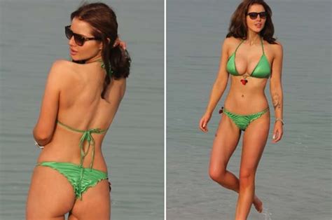 Helen Flanagan Falls In Love With Herself As She Frolics In Bikini While In Dubai Daily Star