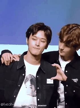 Fyeah Gay Kpop Ships Hyunjae Is Such A Tease Tho I Love It