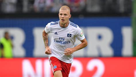 2 Bundesliga News Rick Van Drongelen Bereut Hsv Verbleib Nicht