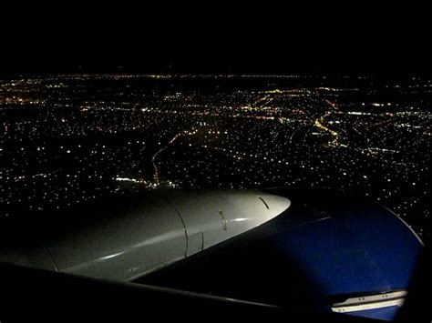 Airplane Landing At Jfk Airport In Ny At Night Youtube