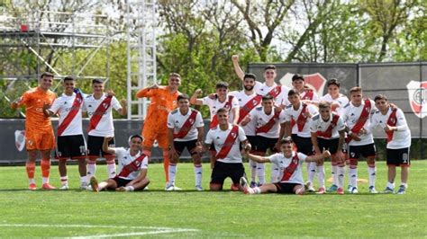 Demichelis Lo Mira De Cerca La Joya Que Hace Ilusionar A River River