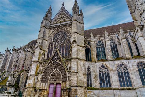 Auxerre – The Cathedral – Travel Information and Tips for France